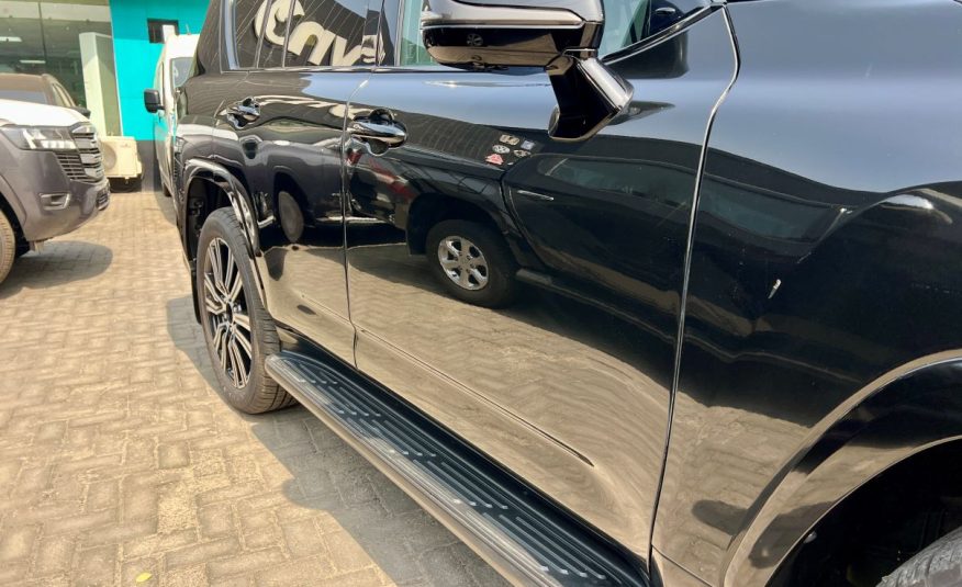Lexus LX 600 Signature