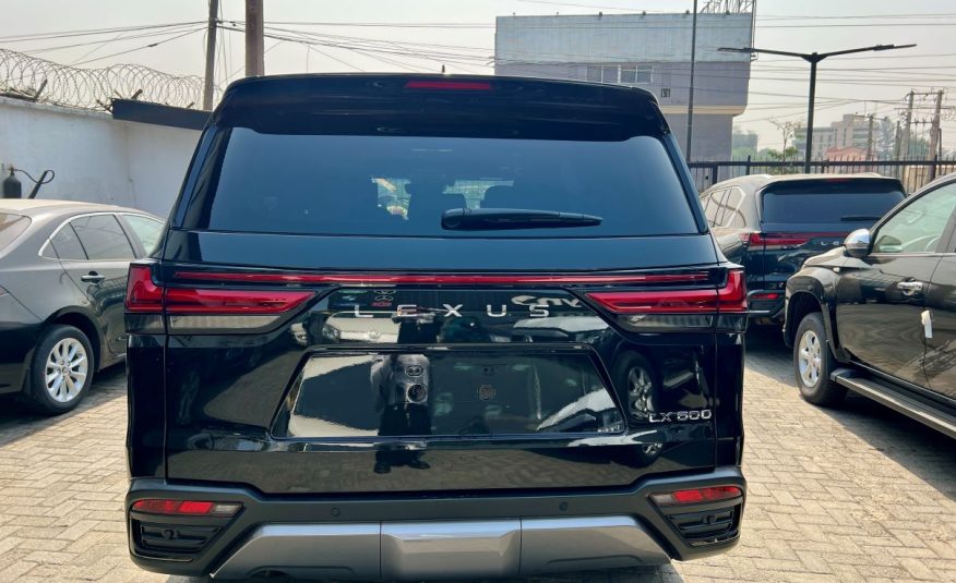 Lexus LX 600 Signature