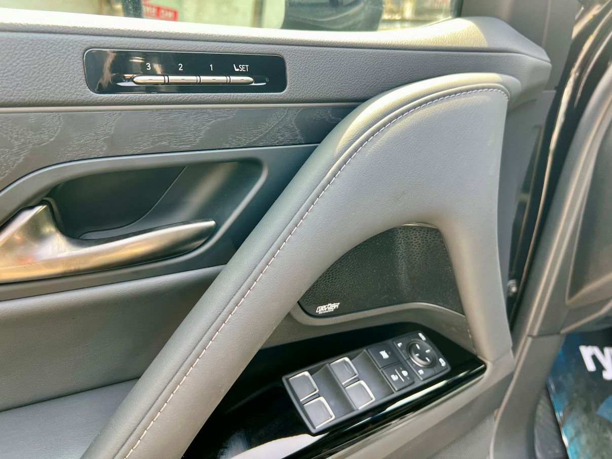 Lexus LX 600 Signature