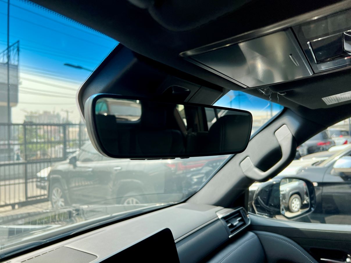 Lexus LX 600 Signature
