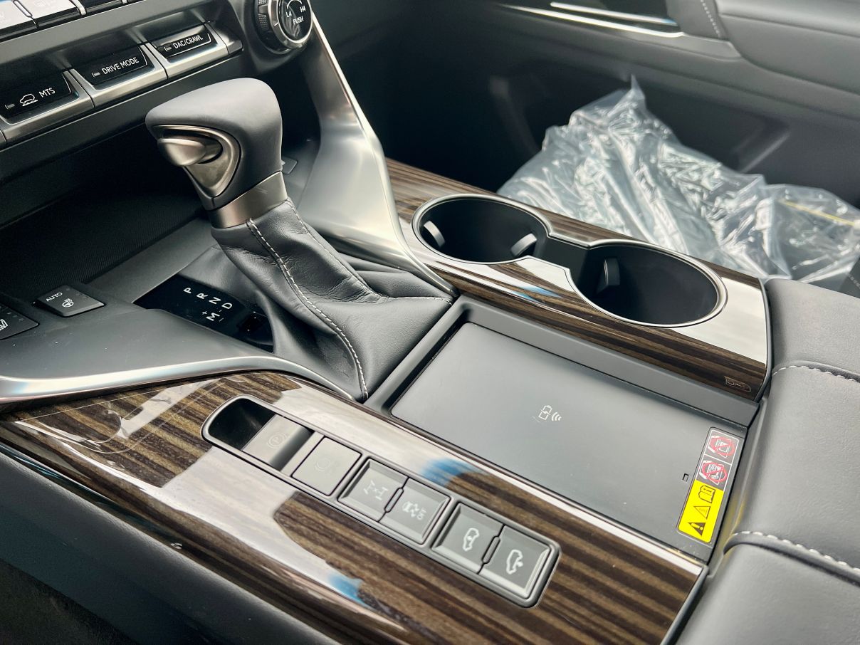 Lexus LX 600 Signature