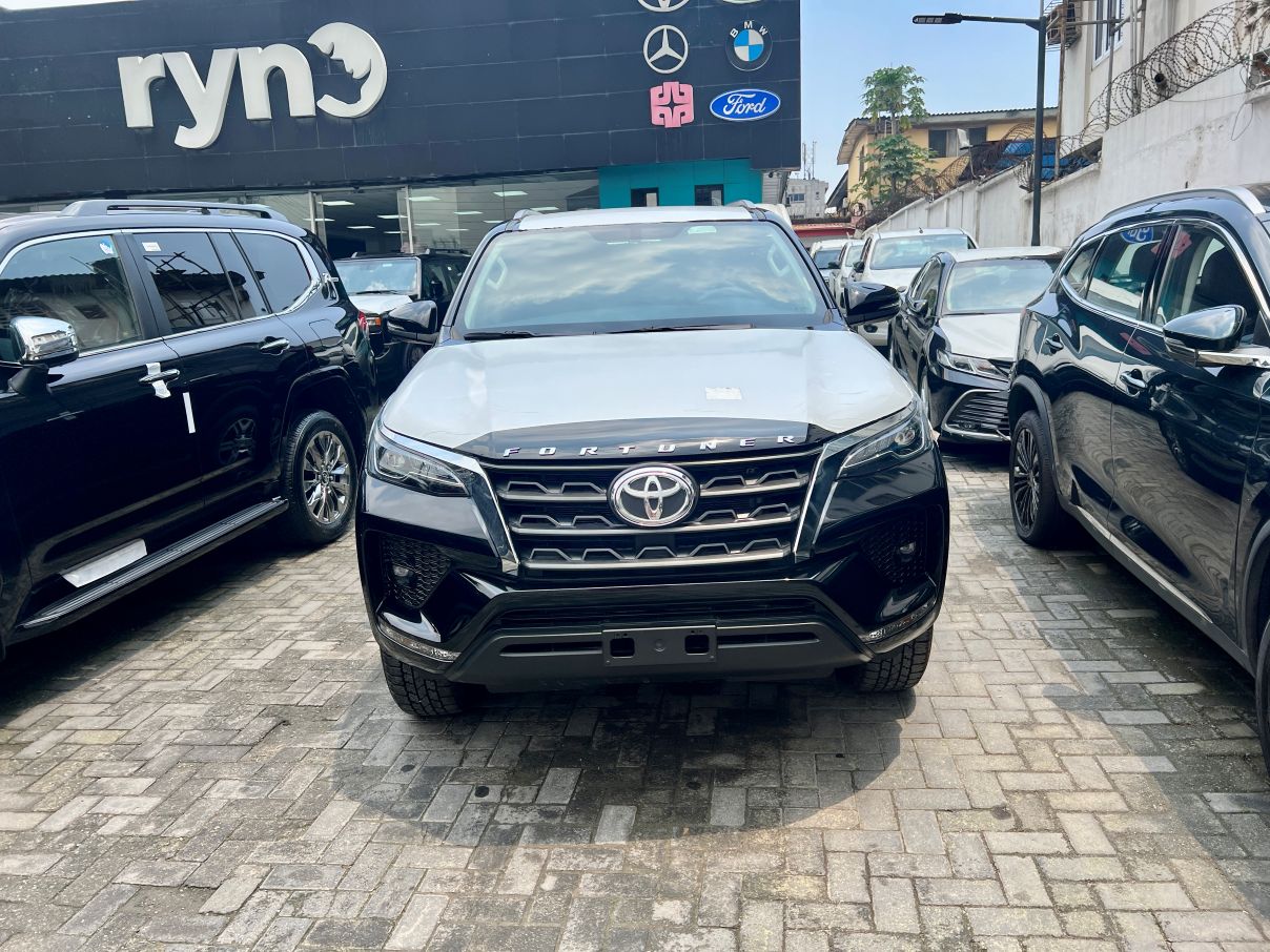 Toyota Fortuner