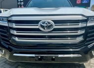 Toyota Land Cruiser VXR 3.5L