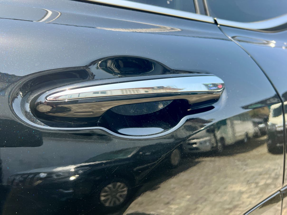 Toyota Land Cruiser VXR 3.5L