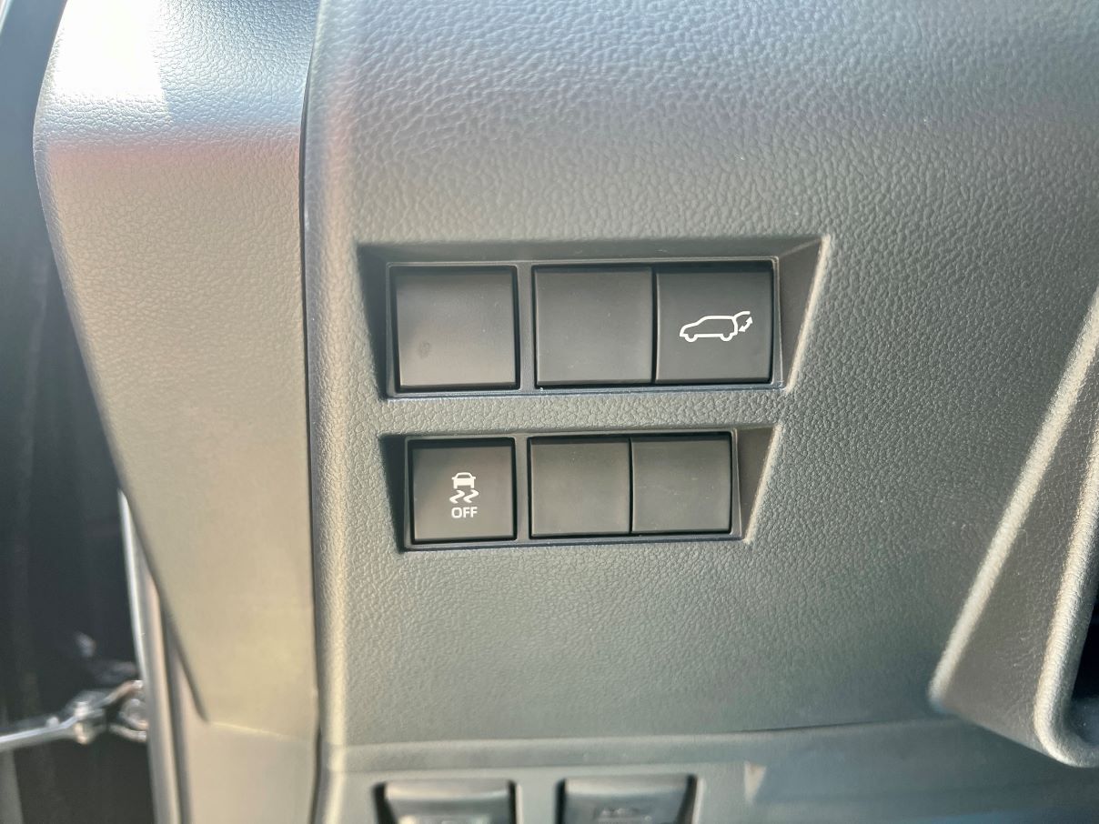 Toyota Land Cruiser VXR 3.5L