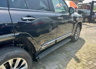 Toyota Land Cruiser VXR 3.5L