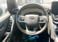 Toyota Land Cruiser VXR 3.5L