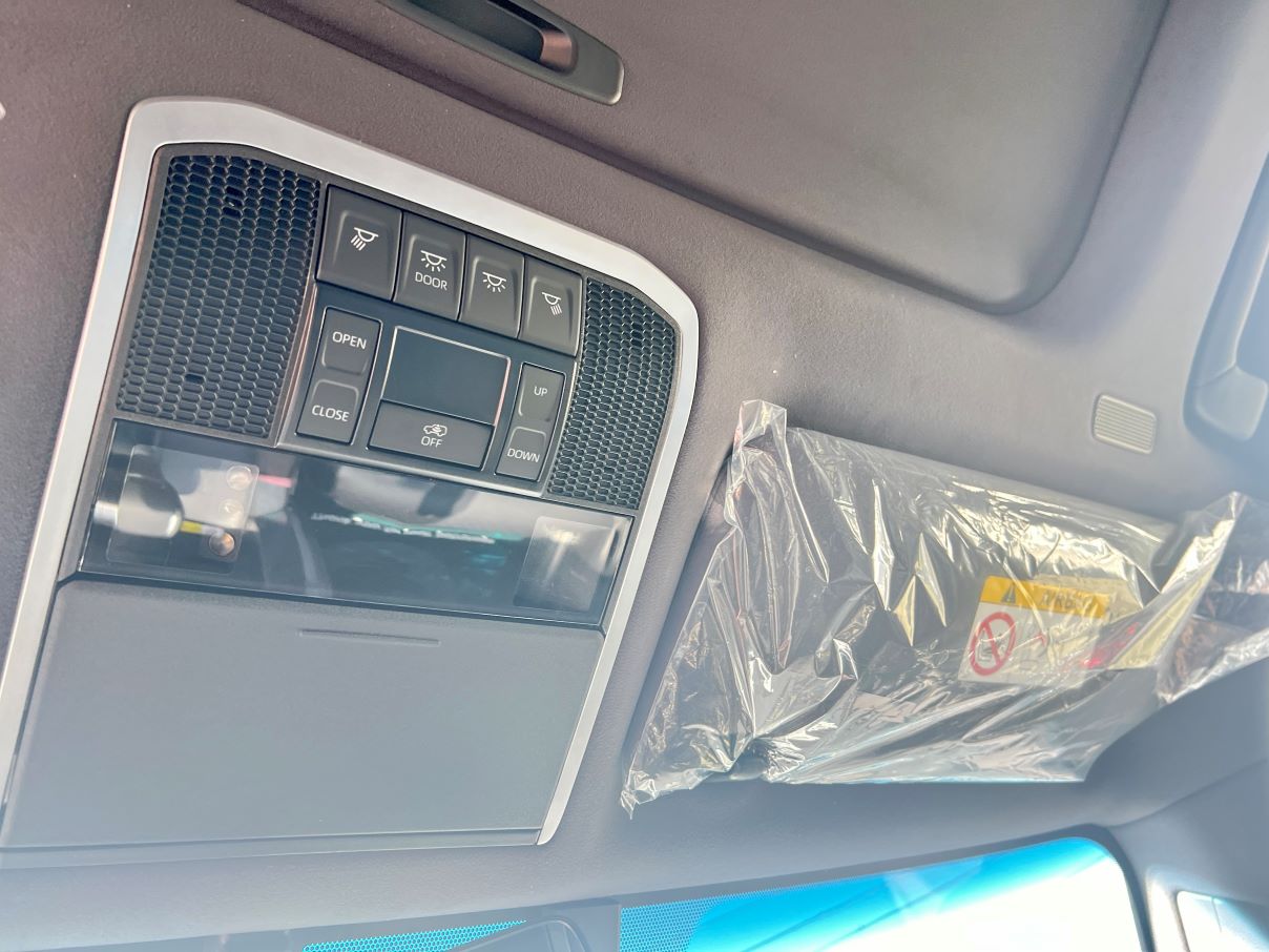 Toyota Land Cruiser VXR 3.5L