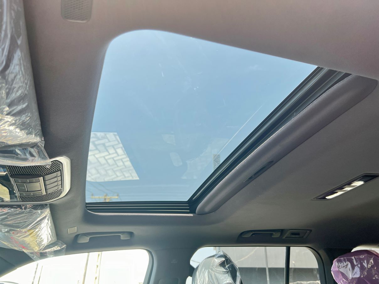 Toyota Land Cruiser VXR 3.5L