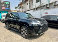 Lexus LX 600 Signature