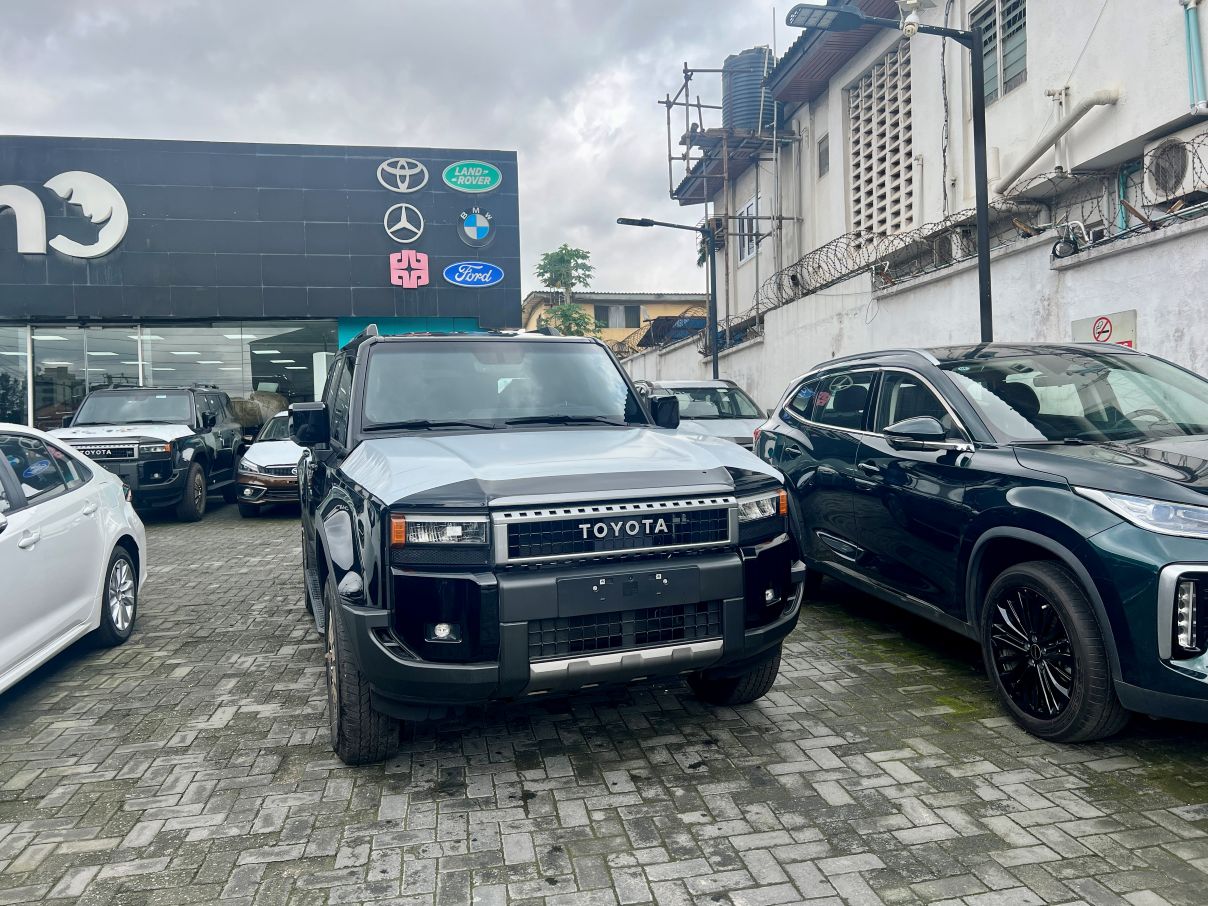 Toyota Land Cruiser Prado Limited 2.7L