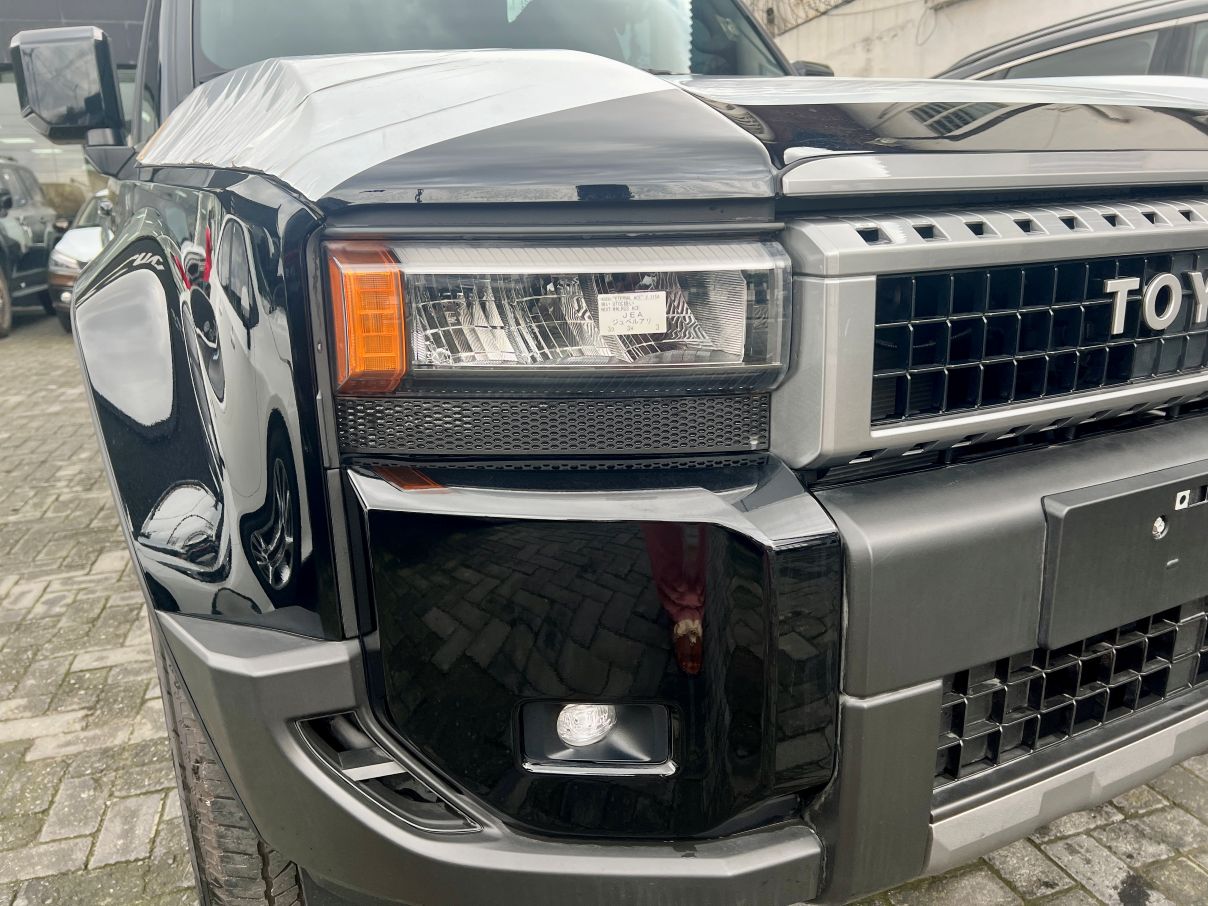 Toyota Land Cruiser Prado Limited 2.7L