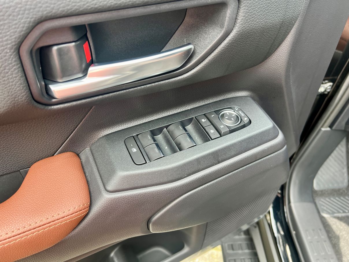 Toyota Land Cruiser Prado Limited 2.7L