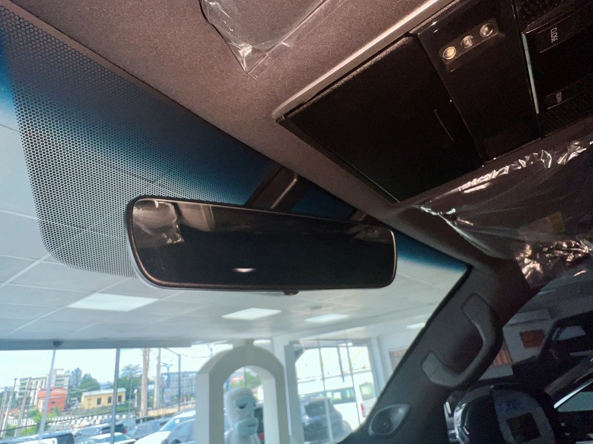 Toyota Land Cruiser 300 VX