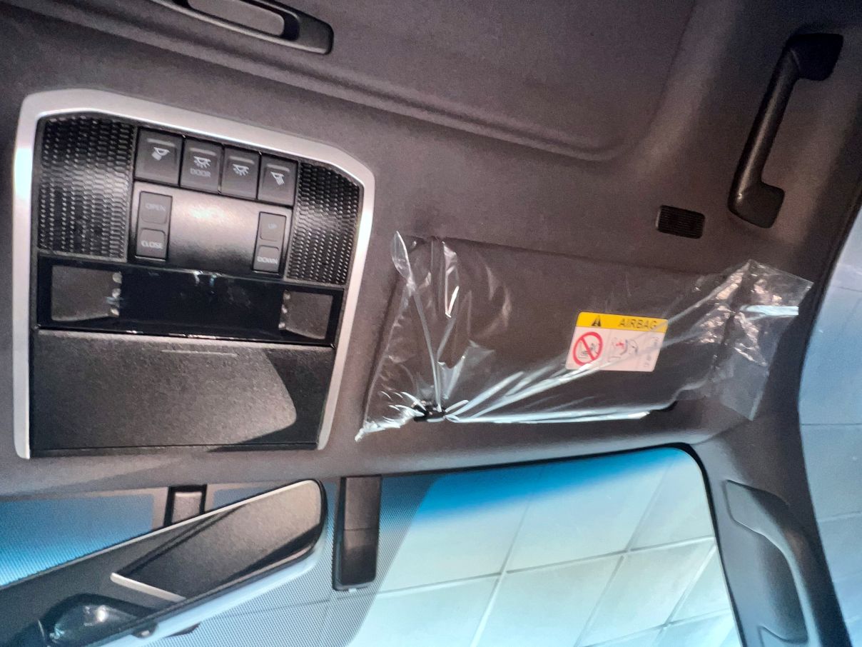 Toyota Land Cruiser 300 VX