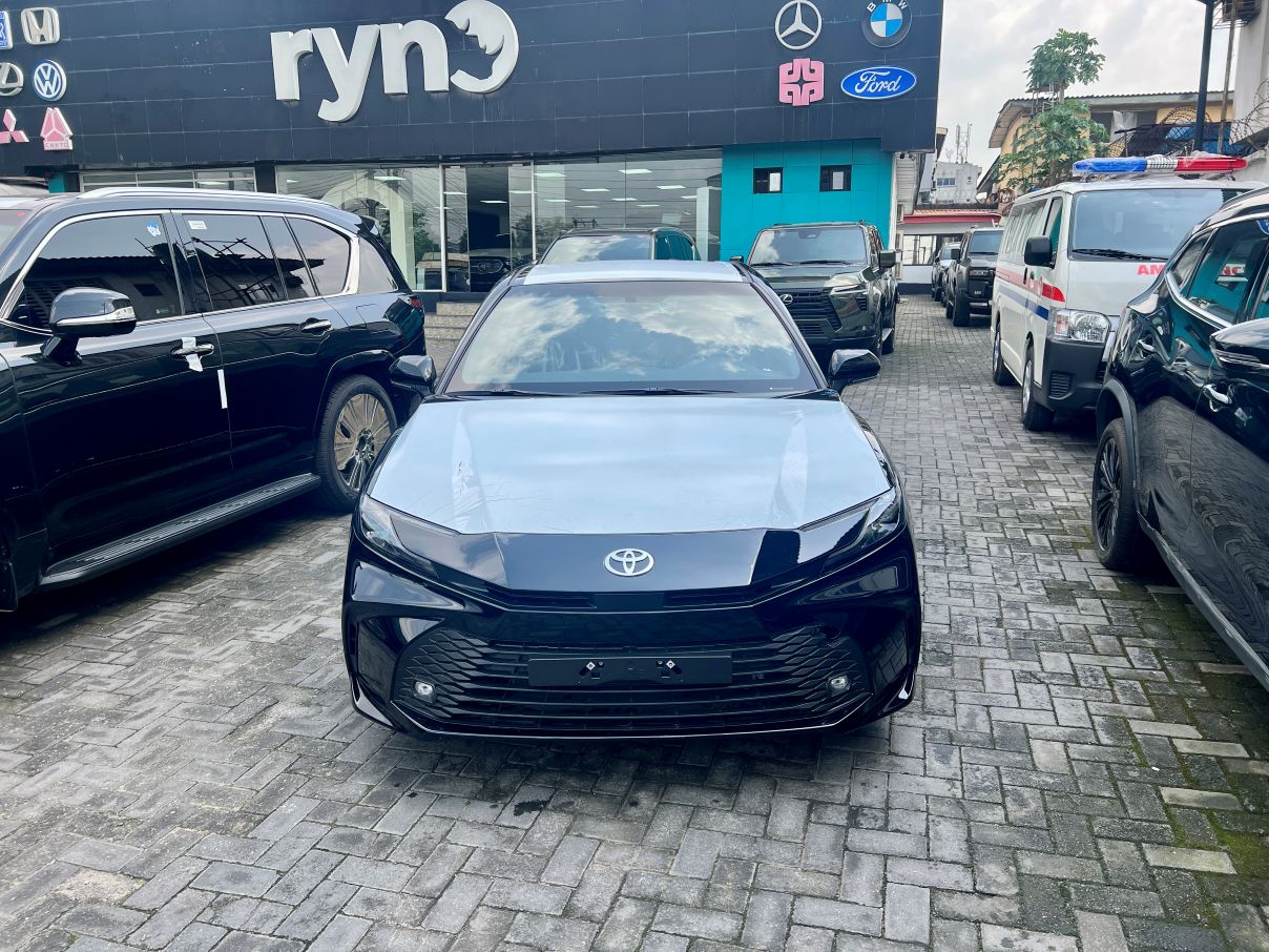 Toyota Camry Hybrid 2.5L