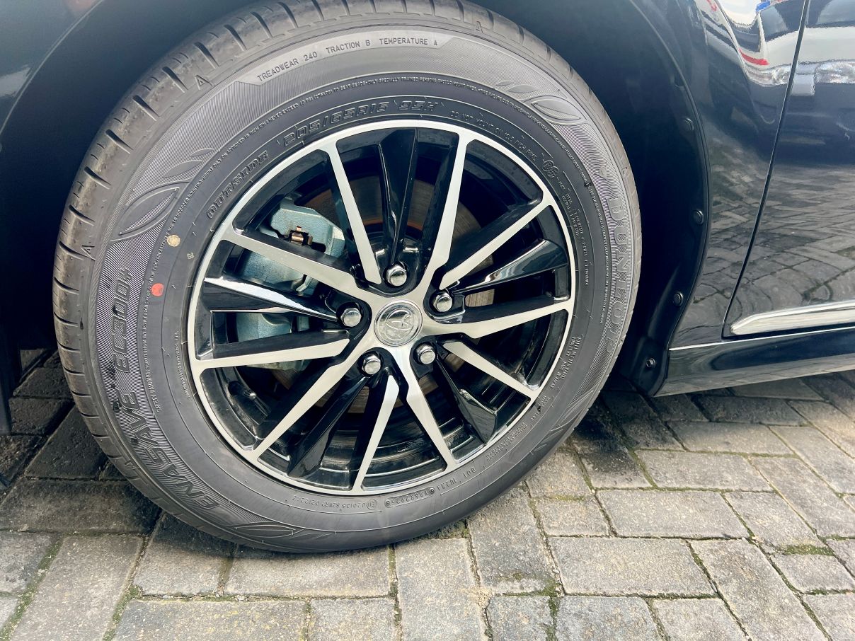 Toyota Camry Hybrid 2.5L