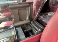 Lexus LX600 Signature SUV