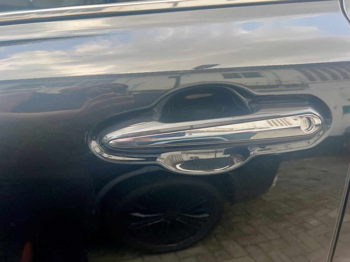 Lexus LX 700 Luxury Hybrid SUV