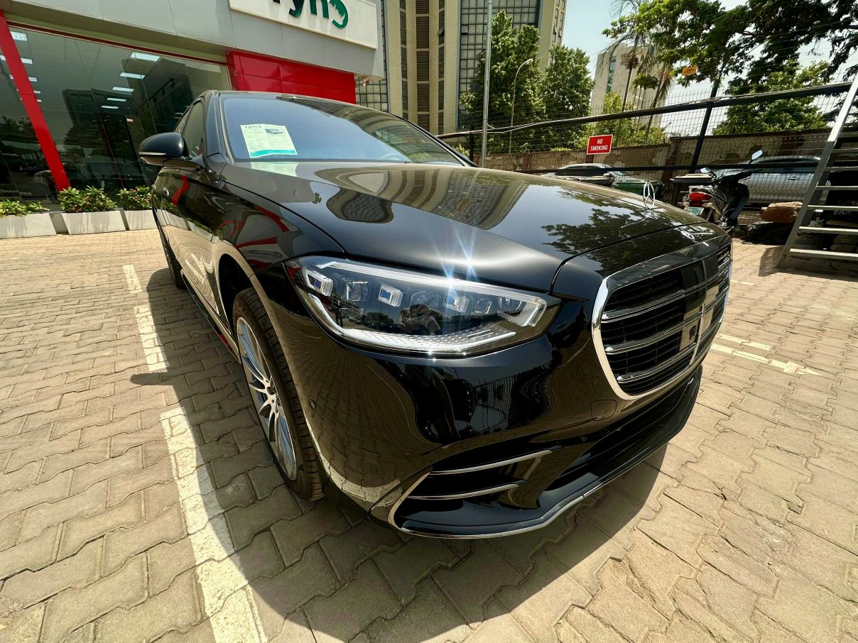 Mercedes Benz S580