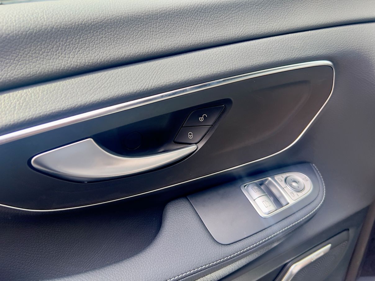 Mercedes Benz V300 V-KLASSE 2.0L