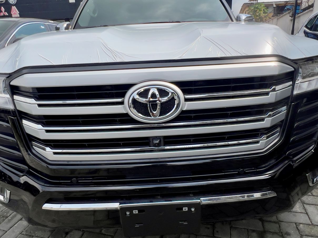 Toyota Land Cruiser GXR