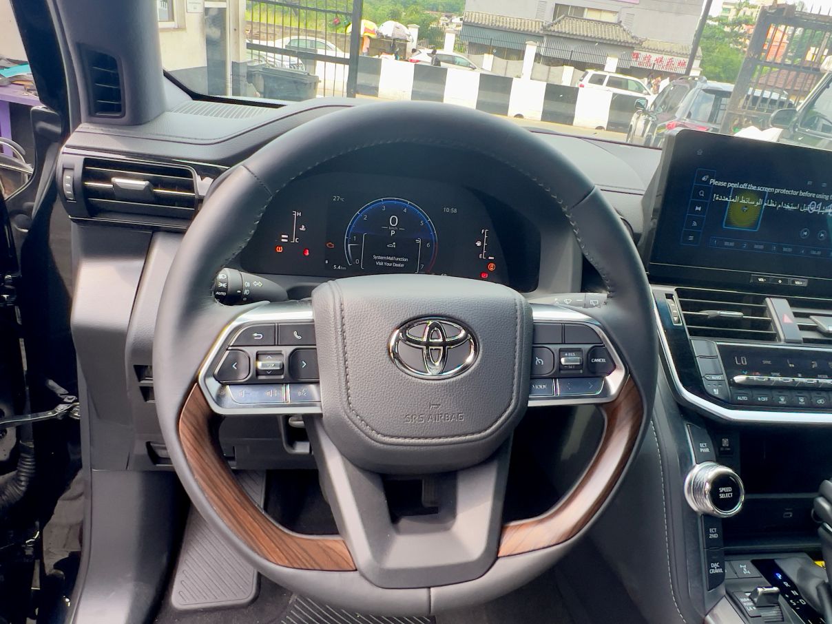 Toyota Land Cruiser GXR