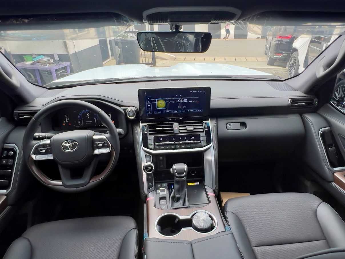 Toyota Land Cruiser GXR