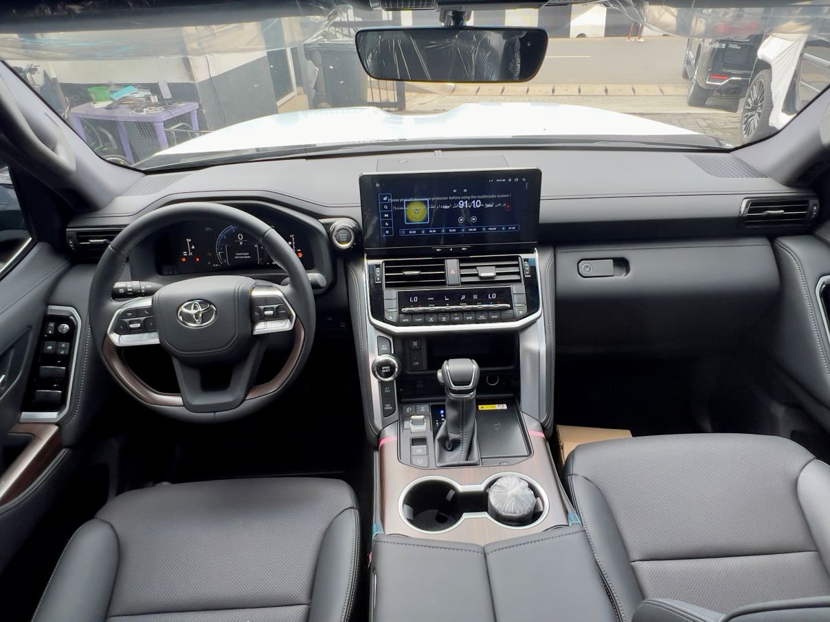 Toyota Land Cruiser GXR