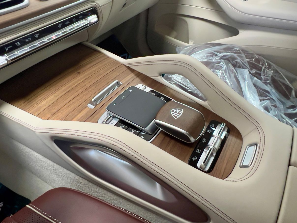 Mercedes Benz GLS600 Maybach