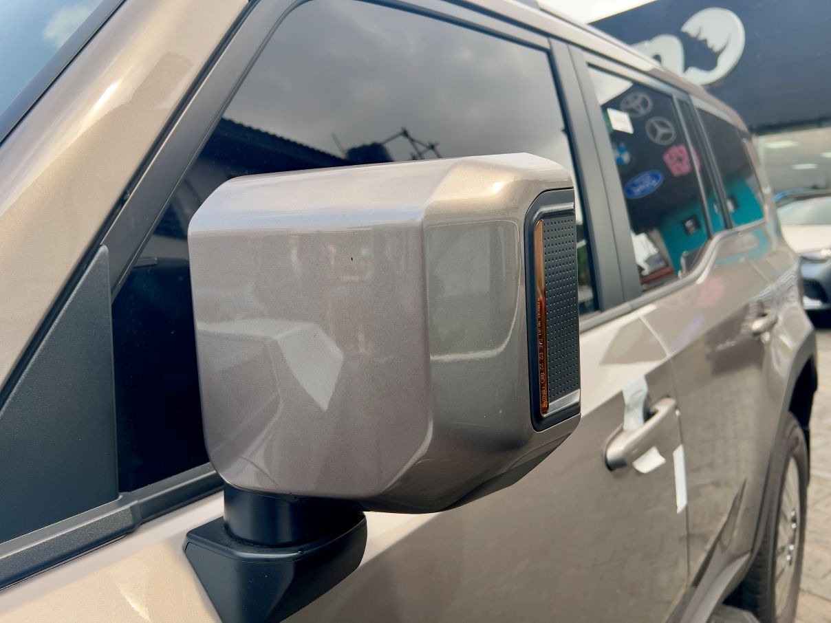 Toyota Landcruiser Prado Limited 2.7L