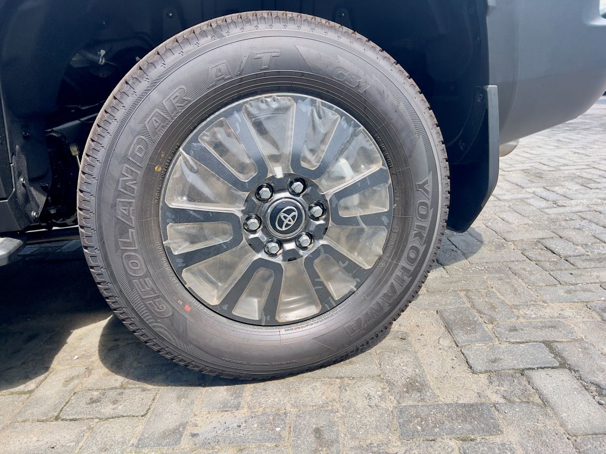 Toyota Landcruiser Prado Limited 2.7L