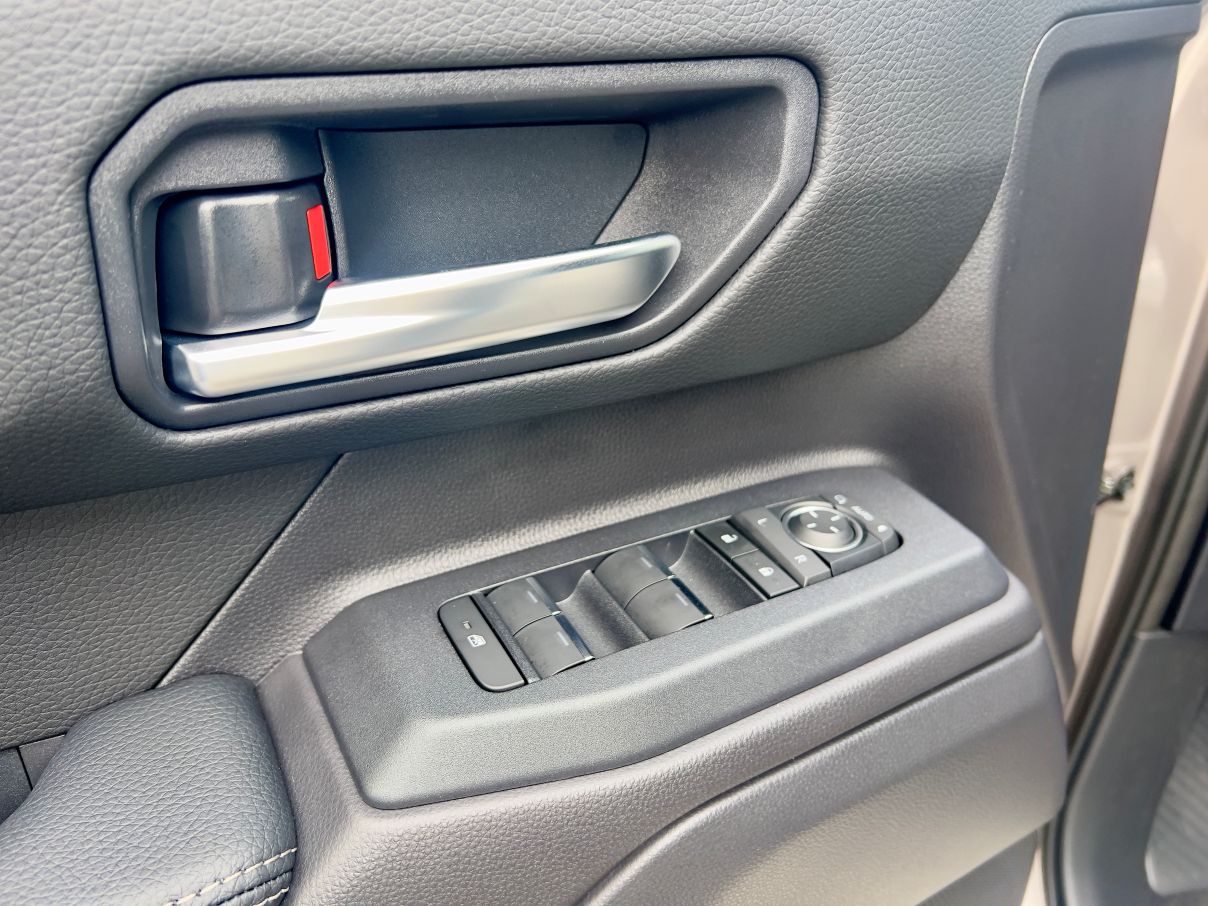 Toyota Landcruiser Prado Limited 2.7L