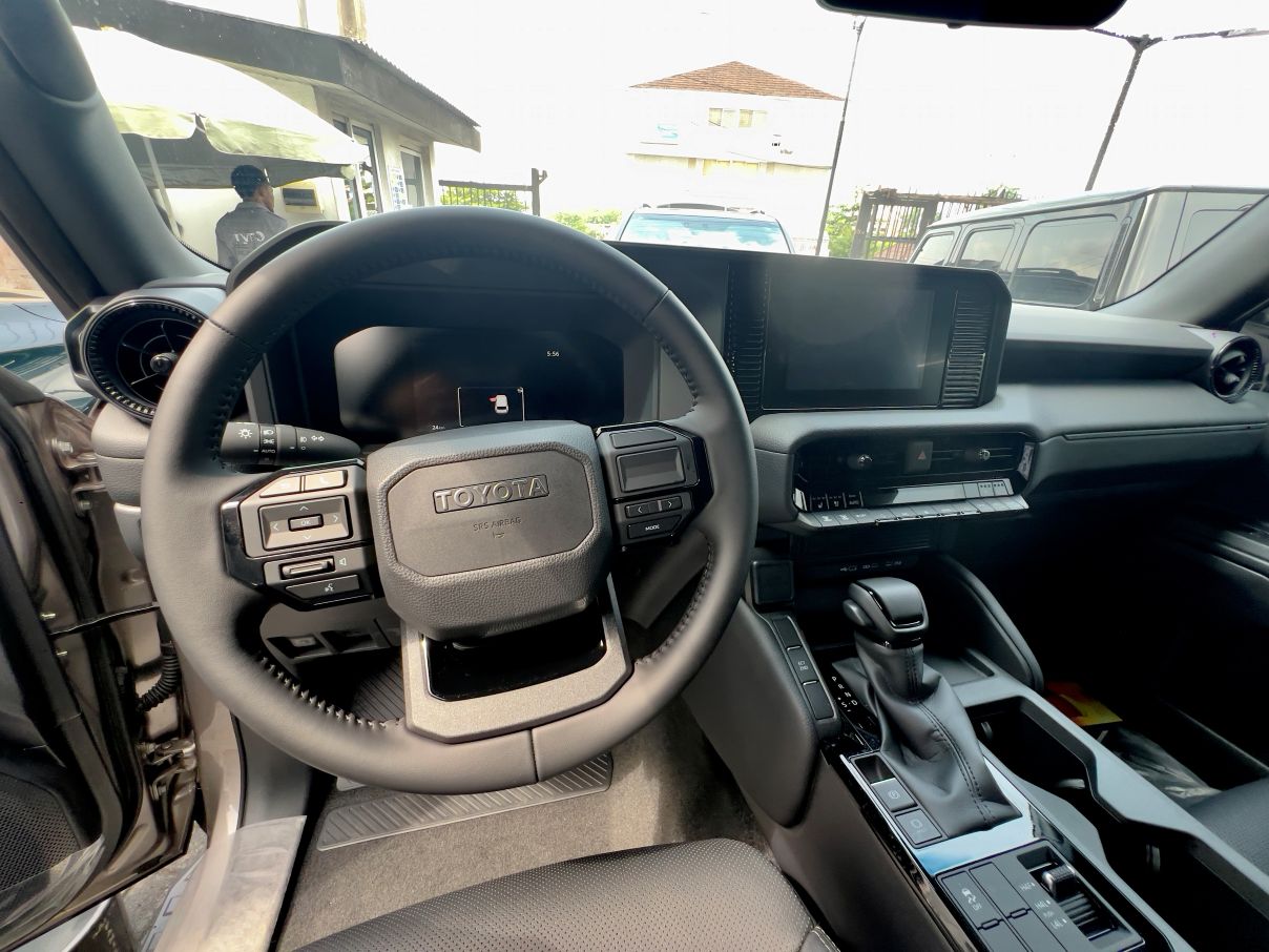 Toyota Landcruiser Prado Limited 2.7L