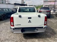 Mitsubishi L200 2.4L