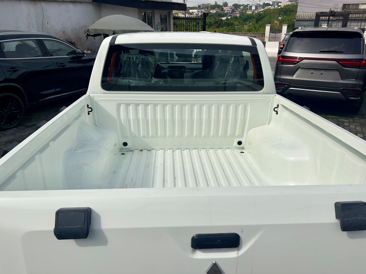 Mitsubishi L200 2.4L