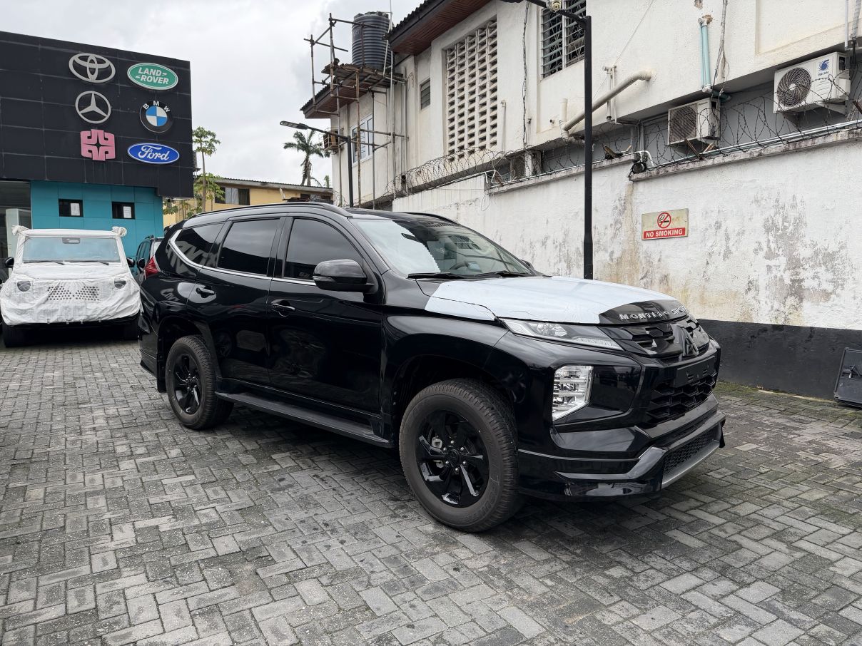 Mitsubishi Montero Sport