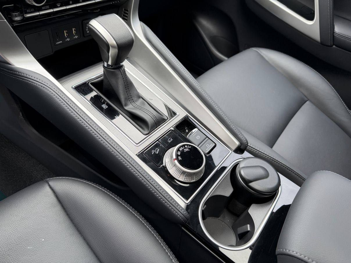 Mitsubishi Montero Sport