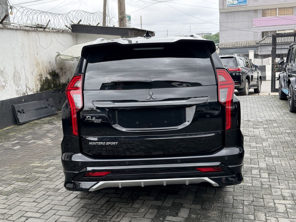 Mitsubishi Montero Sport
