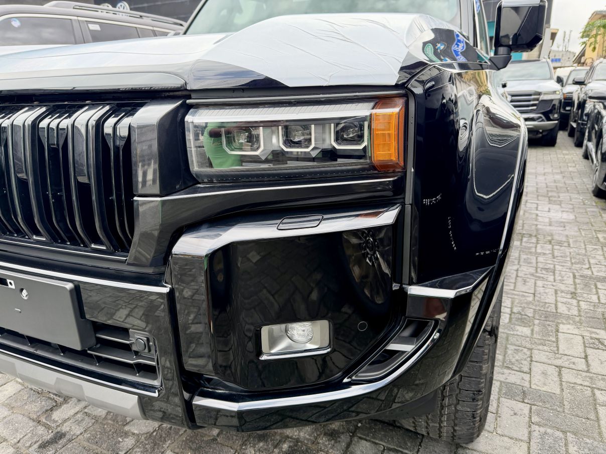 Toyota Land Cruiser Prado Adventure (Luxury)