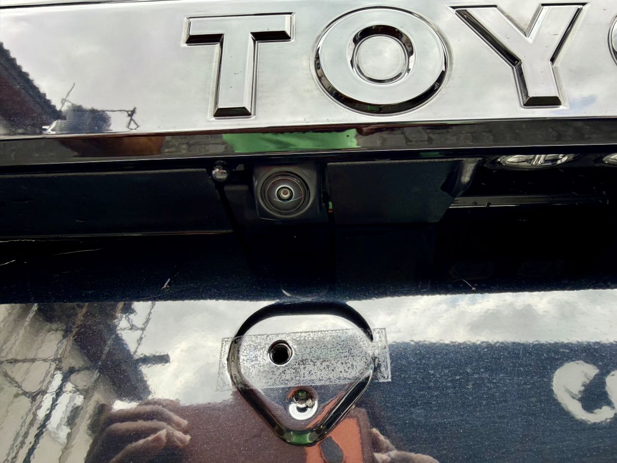 Toyota Land Cruiser Prado Adventure (Luxury)