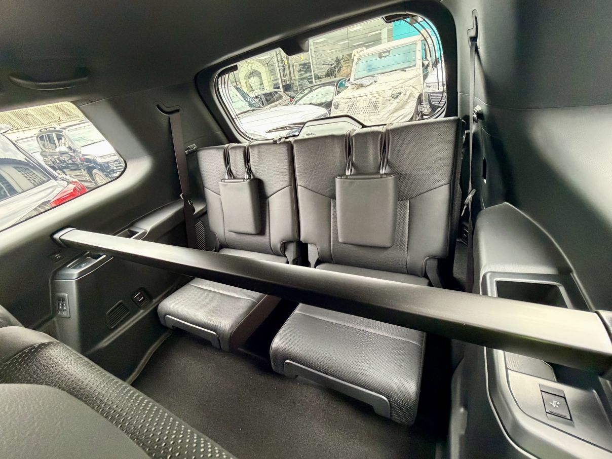 Toyota Land Cruiser Prado Adventure (Luxury)