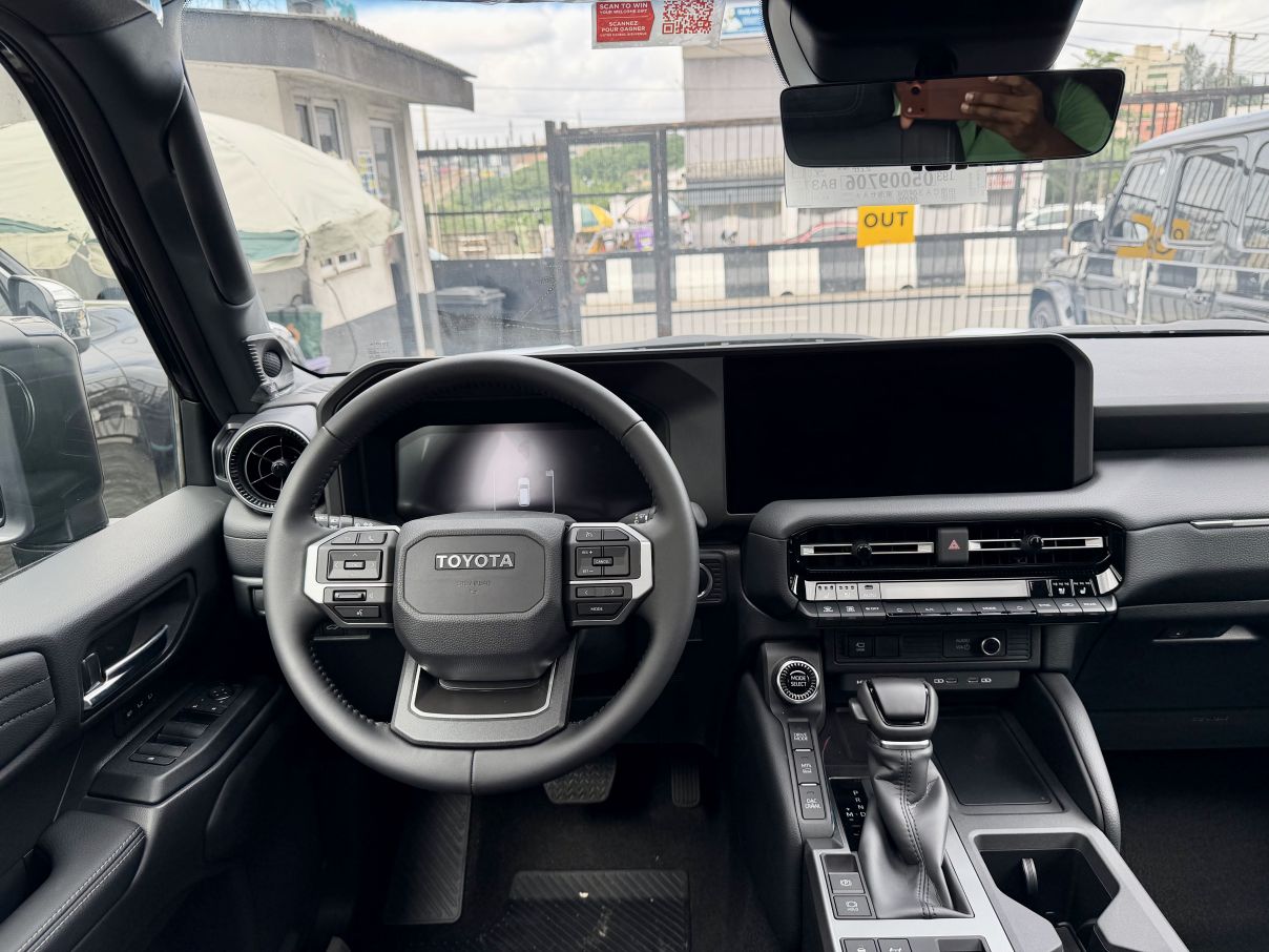 Toyota Land Cruiser Prado Adventure (Luxury)