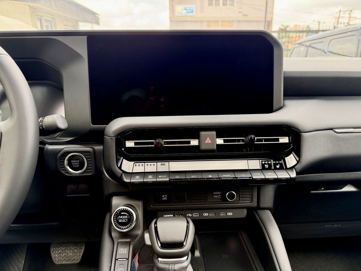 Toyota Land Cruiser Prado Adventure (Luxury)