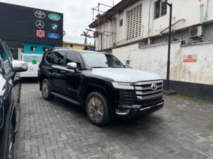 Toyota Land Cruiser VX