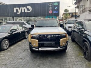 Toyota LandCruiser Prado (Luxury)