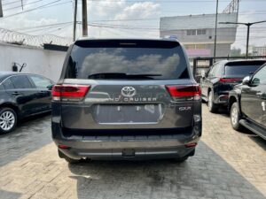 Toyota Land Cruiser GXR