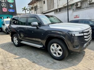 Toyota Land Cruiser GXR