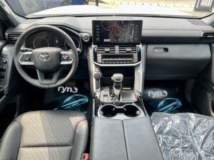 Toyota Land Cruiser GXR