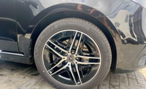 Mercedes Benz V300